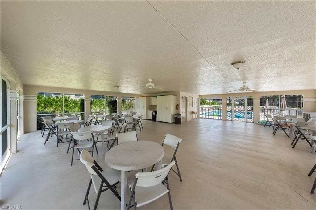 315 Melrose Pl 27, Naples, FL 34104-29