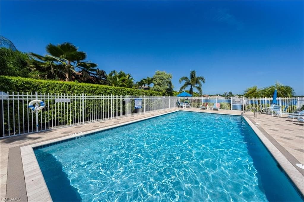 315 Melrose Pl 27, Naples, FL 34104-35