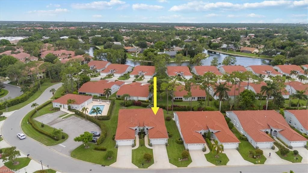 315 Melrose Pl 27, Naples, FL 34104-3
