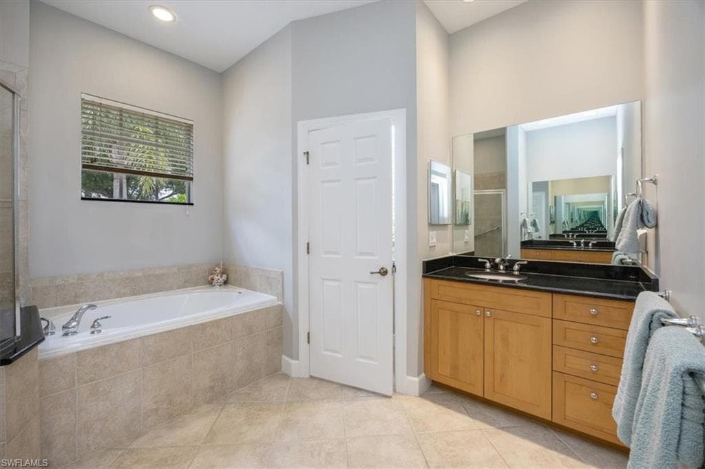 10320 Wishing Stone Ct, Bonita Springs, FL 34135-13