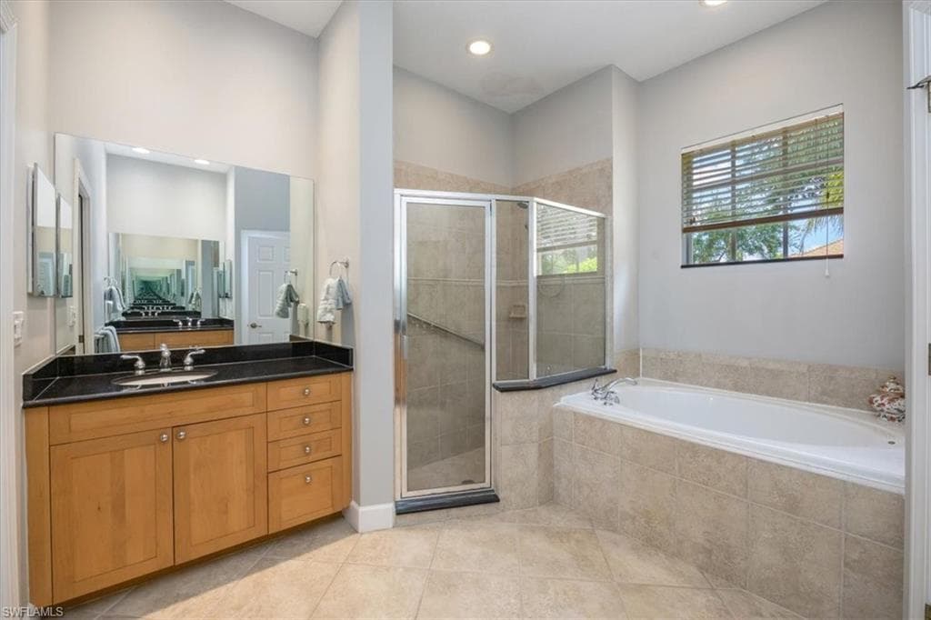 10320 Wishing Stone Ct, Bonita Springs, FL 34135-14