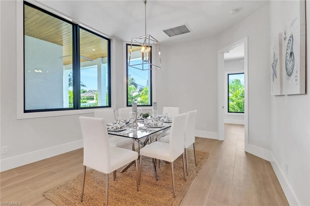 685 6th Ave, Marco Island, FL 34145-33