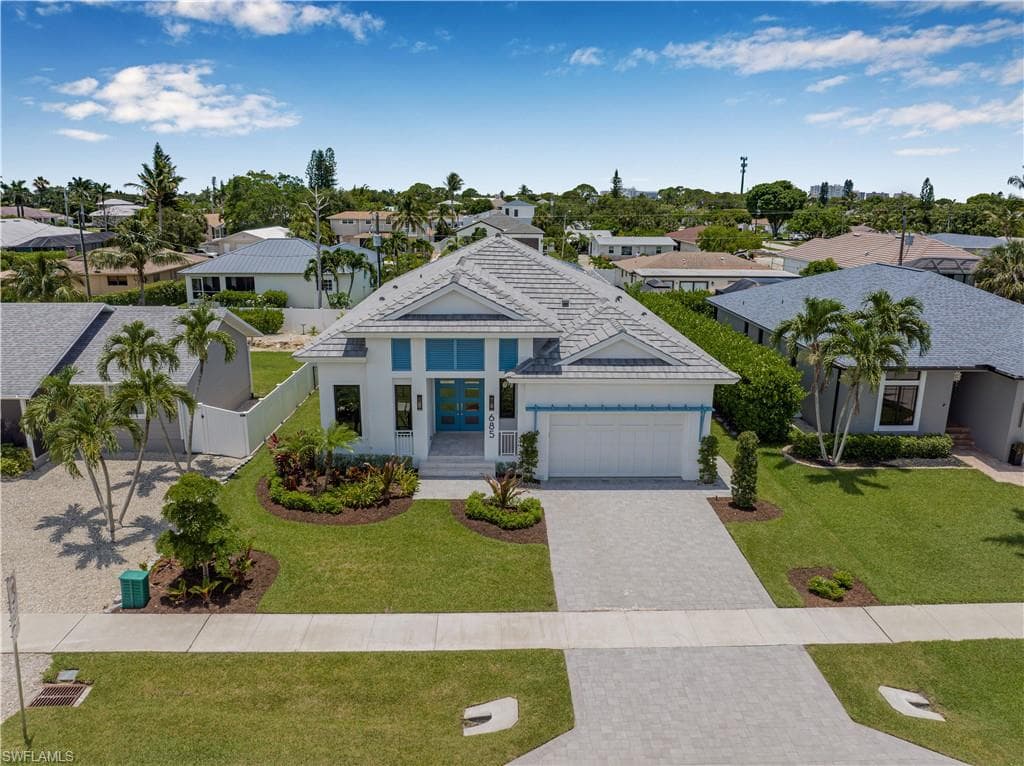 685 6th Ave, Marco Island, FL 34145-35