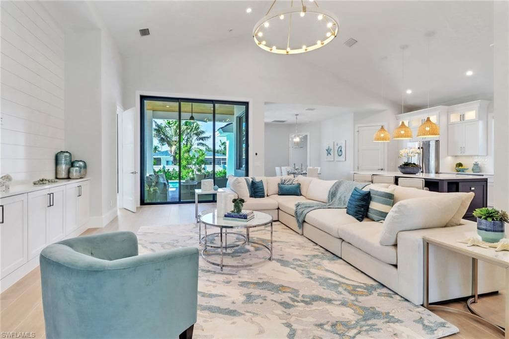 685 6th Ave, Marco Island, FL 34145-3