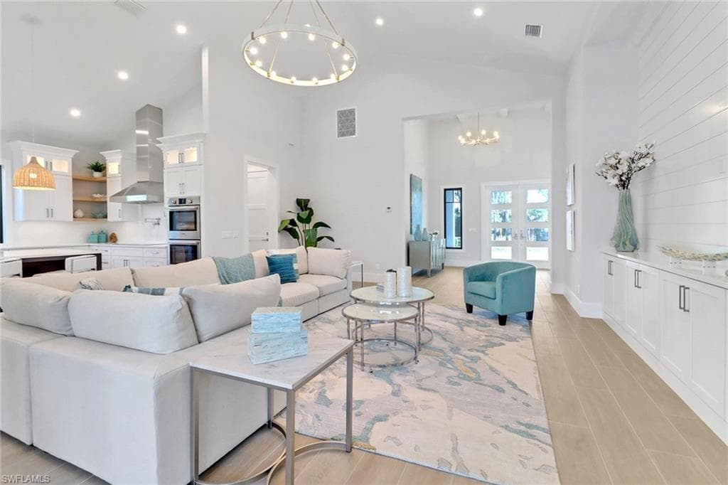 685 6th Ave, Marco Island, FL 34145-6