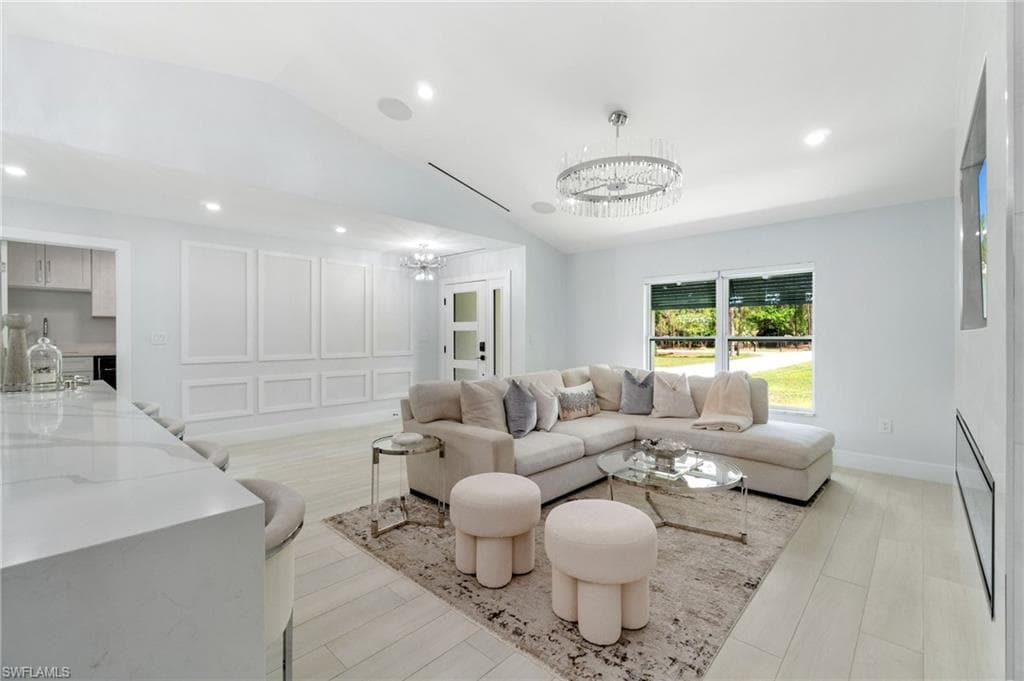 4106 3rd Ave SW, Naples, FL 34119-11