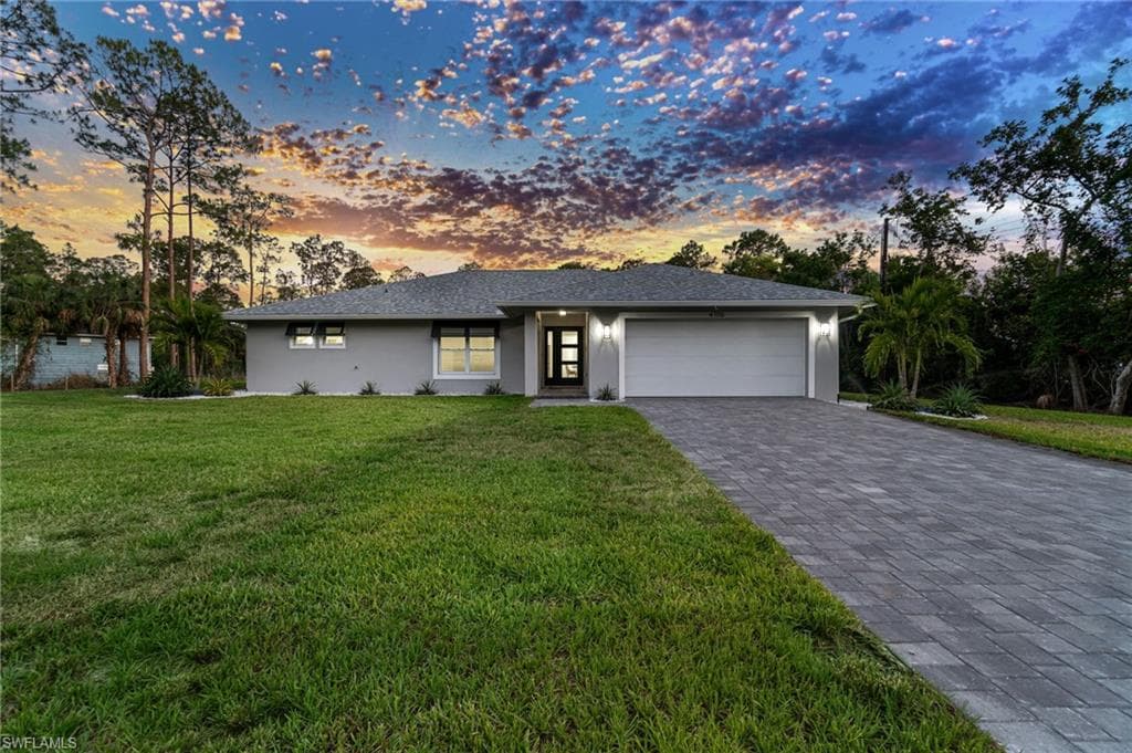 4106 3rd Ave SW, Naples, FL 34119-1