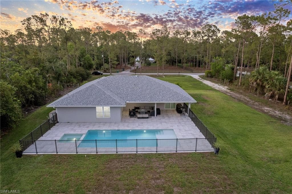 4106 3rd Ave SW, Naples, FL 34119-34