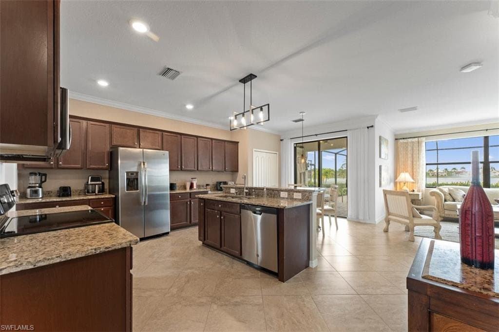 1588 Santiago Cir, Naples, FL 34113-12