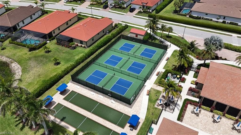 1588 Santiago Cir, Naples, FL 34113-51