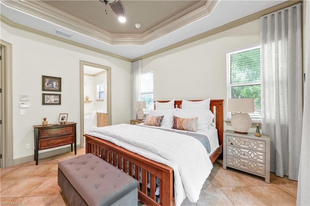 4000 Stonesthrow Ct, Naples, FL 34109-10