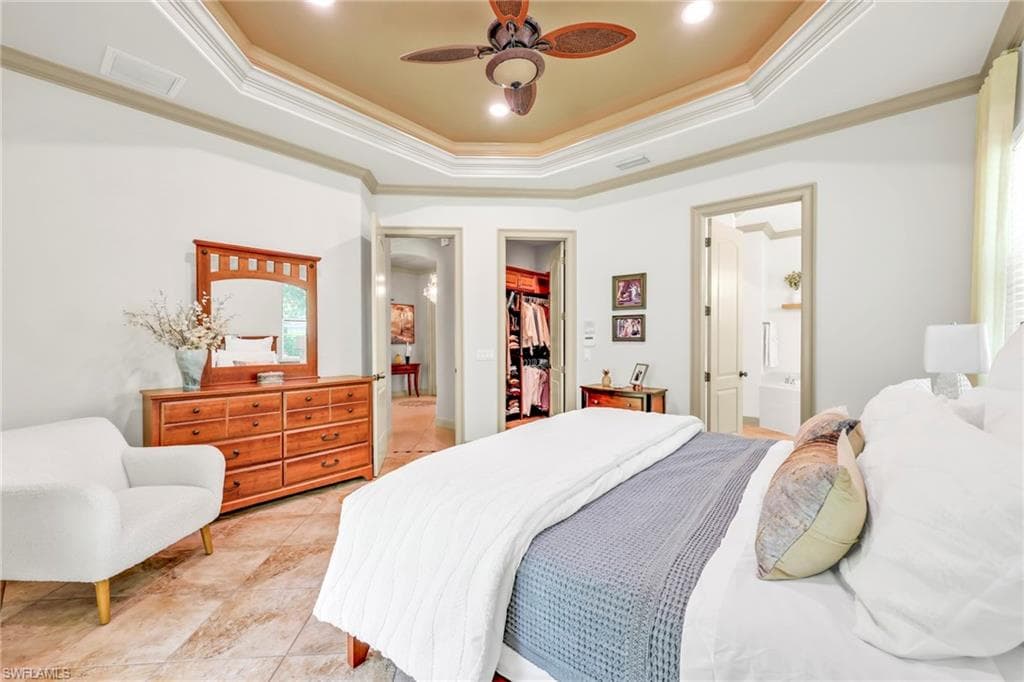 4000 Stonesthrow Ct, Naples, FL 34109-11