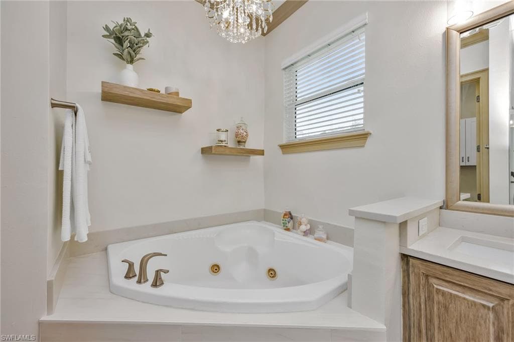 4000 Stonesthrow Ct, Naples, FL 34109-13