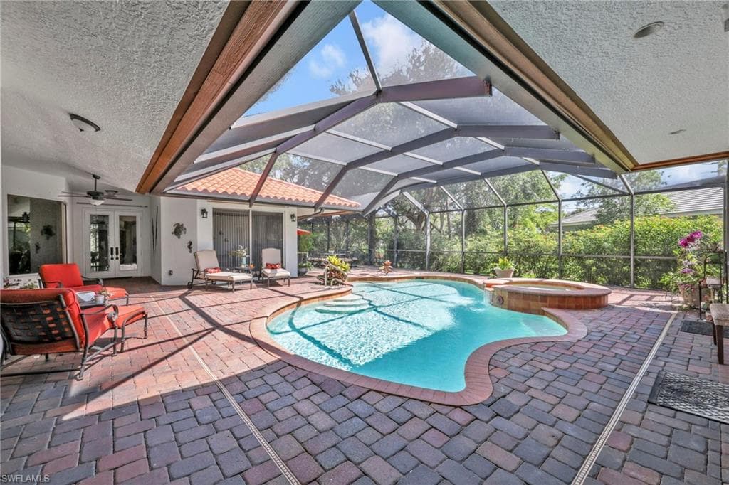4000 Stonesthrow Ct, Naples, FL 34109-27
