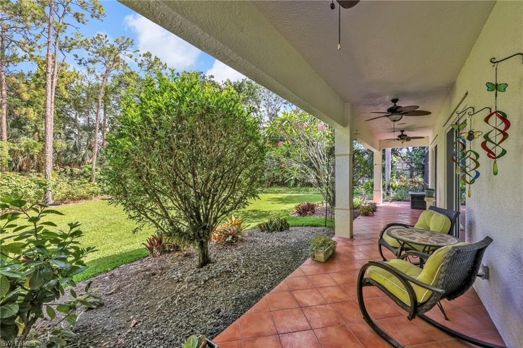 4000 Stonesthrow Ct, Naples, FL 34109-31