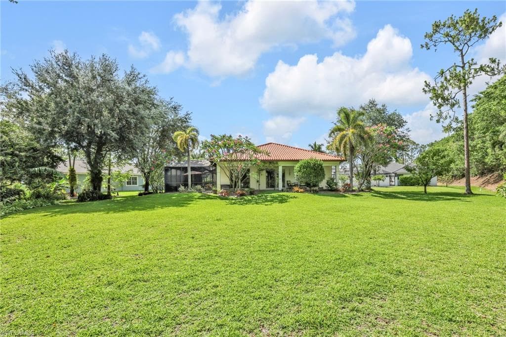 4000 Stonesthrow Ct, Naples, FL 34109-34