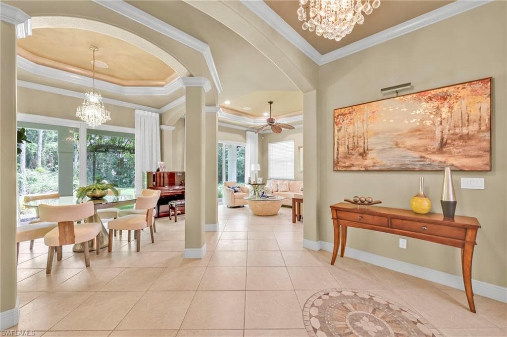 4000 Stonesthrow Ct, Naples, FL 34109-5