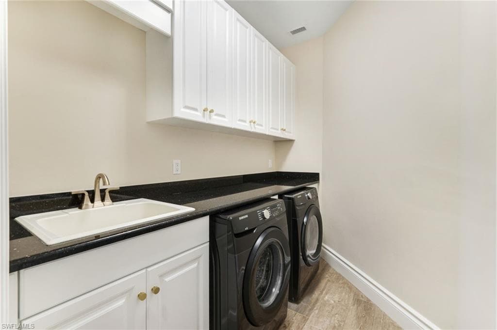384 Mooring Line Dr, Naples, FL 34102-28