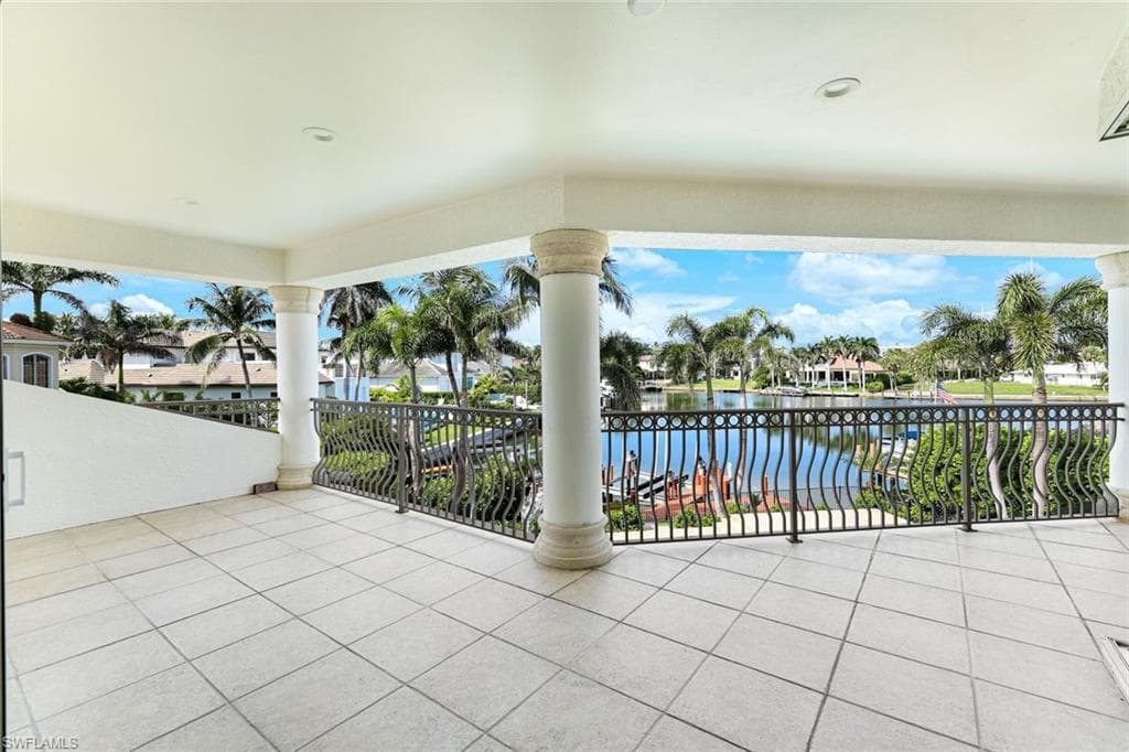 384 Mooring Line Dr, Naples, FL 34102-36