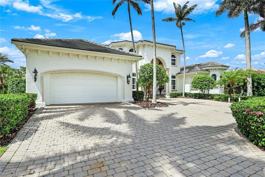 384 Mooring Line Dr, Naples, FL 34102-5