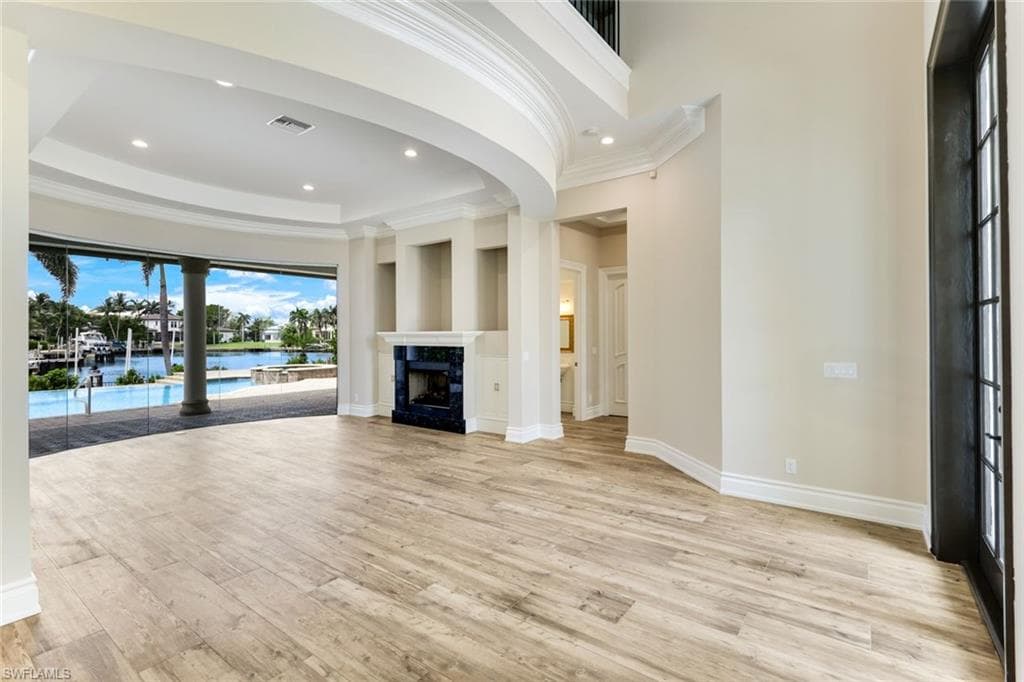 384 Mooring Line Dr, Naples, FL 34102-7