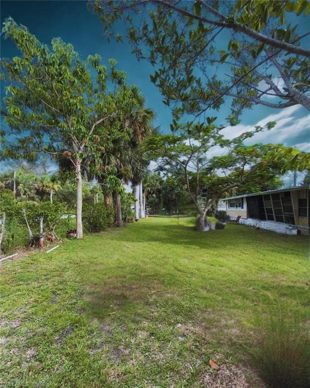 51 Derhenson Dr, Naples, FL 34114-9