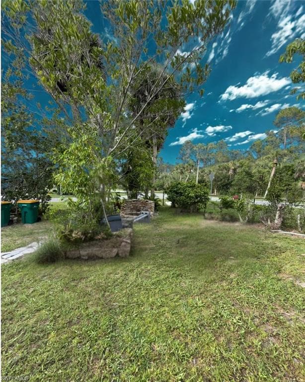 51 Derhenson Dr, Naples, FL 34114-10
