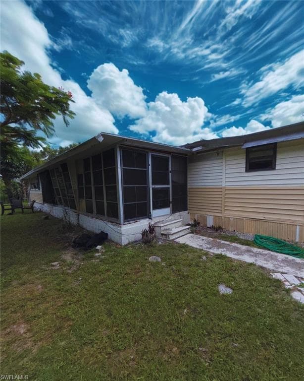 51 Derhenson Dr, Naples, FL 34114-4