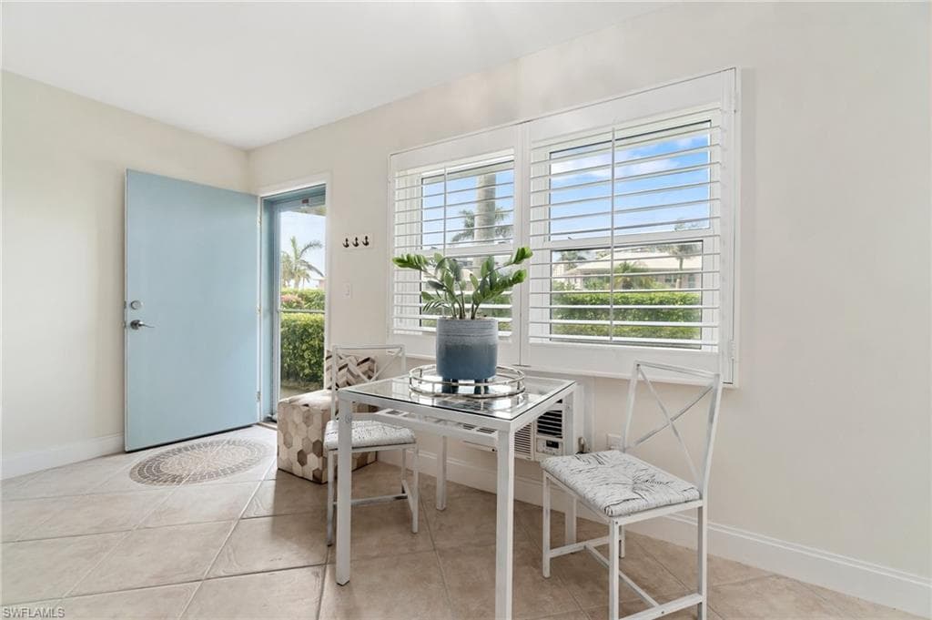 240 Collier Blvd F2, Marco Island, FL 34145-10