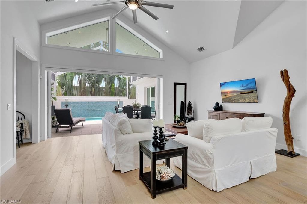 2120 Curtis St, Naples, FL 34112-15