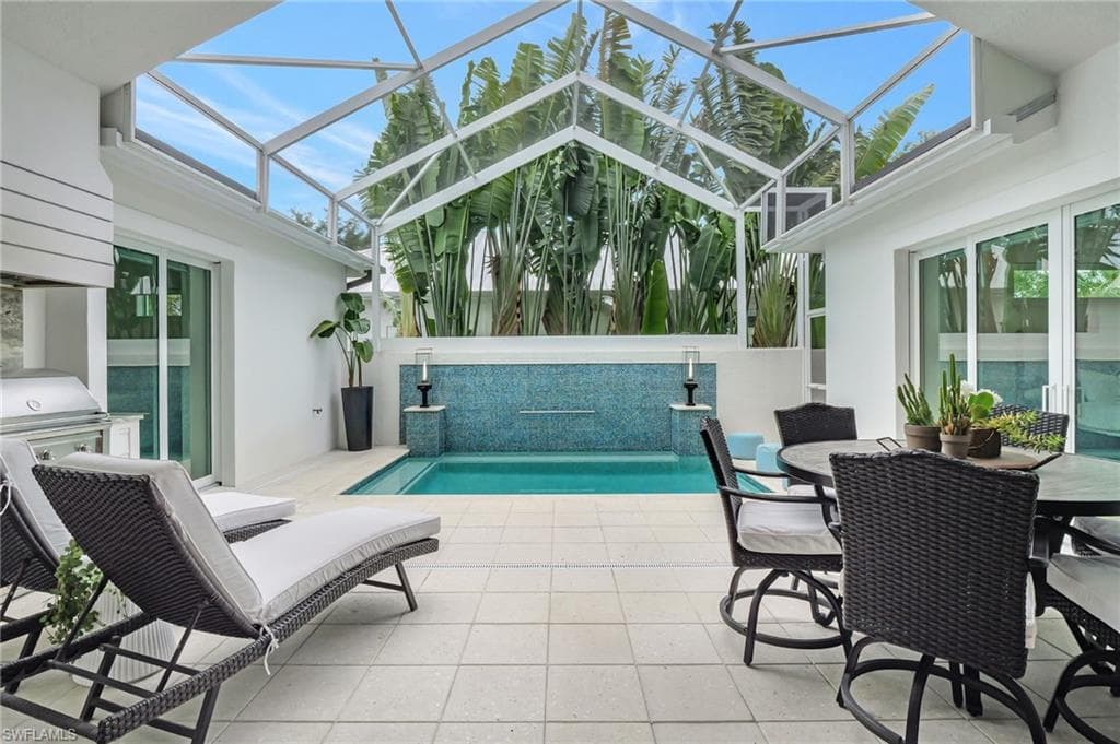 2120 Curtis St, Naples, FL 34112-37