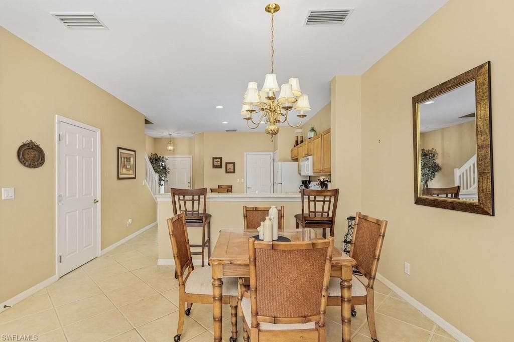 8381 Village Edge Cir 3, Fort Myers, FL 33919-9