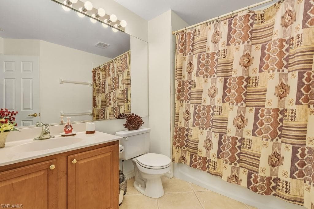 8381 Village Edge Cir 3, Fort Myers, FL 33919-17