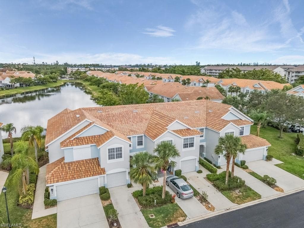 8381 Village Edge Cir 3, Fort Myers, FL 33919-27