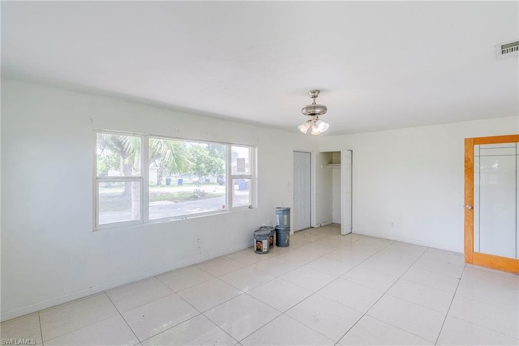 2414 Braman Ave, Fort Myers, FL 33901-8