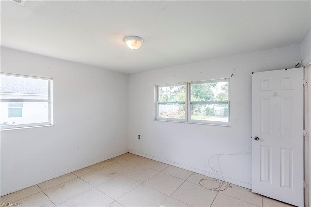 2414 Braman Ave, Fort Myers, FL 33901-26