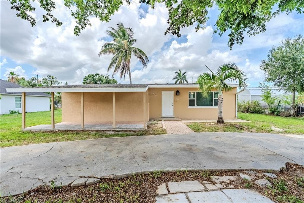 2414 Braman Ave, Fort Myers, FL 33901-4