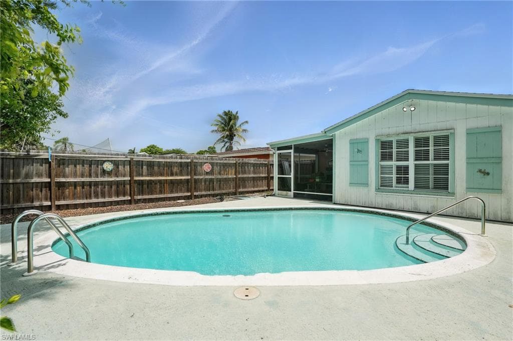 4011 Coconut Cir S, Naples, FL 34104-29