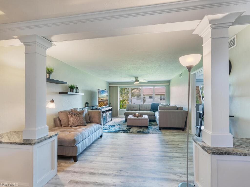 3603 Arctic Cir 402, Naples, FL 34112-9