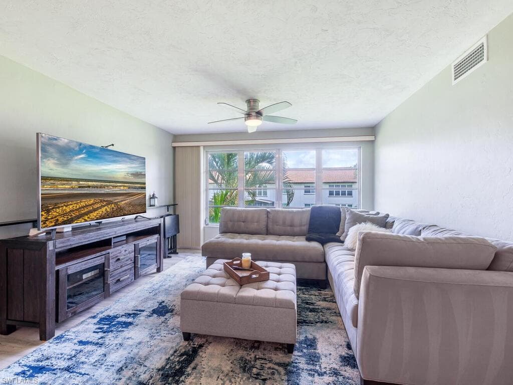 3603 Arctic Cir 402, Naples, FL 34112-11