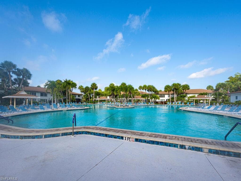 3603 Arctic Cir 402, Naples, FL 34112-25