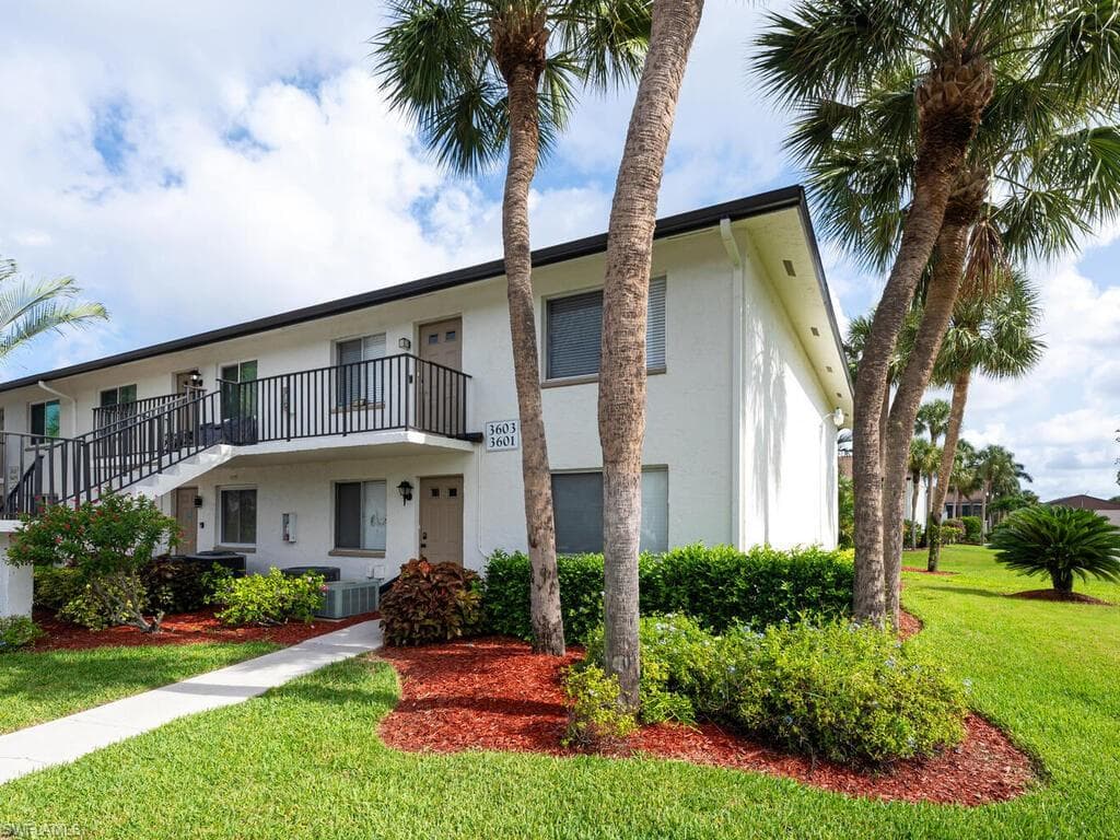 3603 Arctic Cir 402, Naples, FL 34112-2