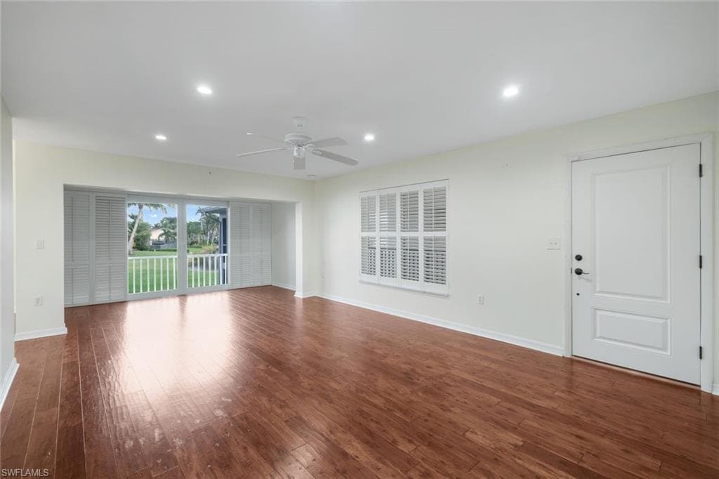 4160 Crayton Rd A8, Naples, FL 34103-9