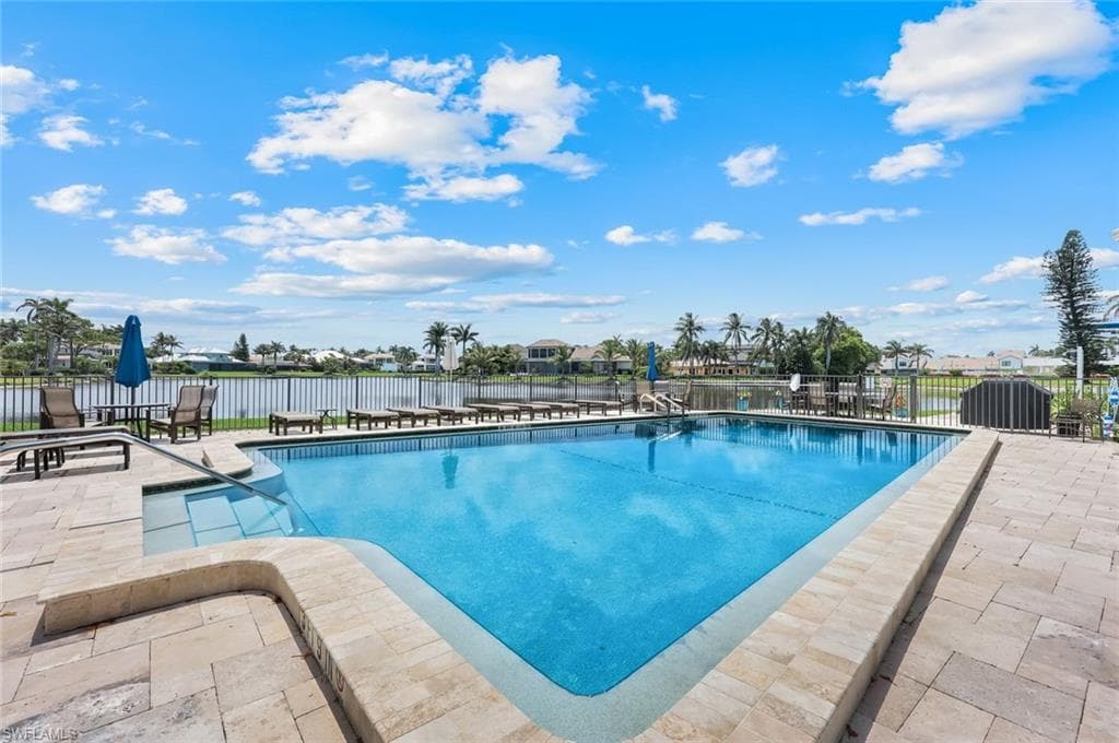 4160 Crayton Rd A8, Naples, FL 34103-33