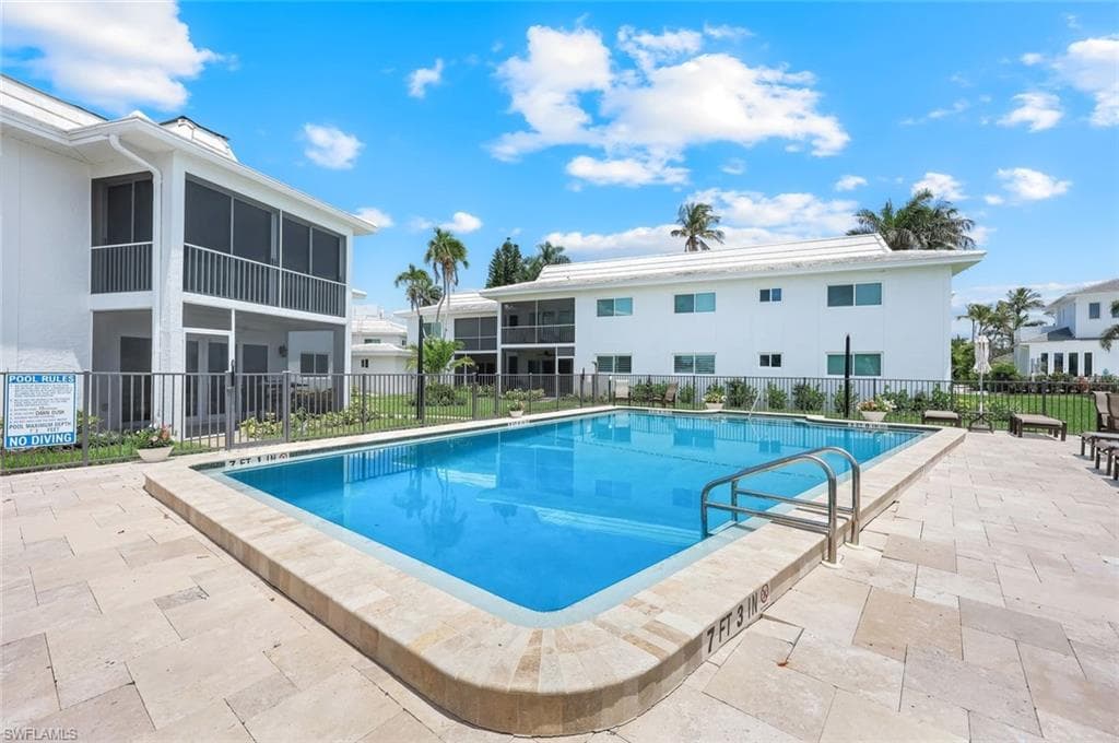 4160 Crayton Rd A8, Naples, FL 34103-35