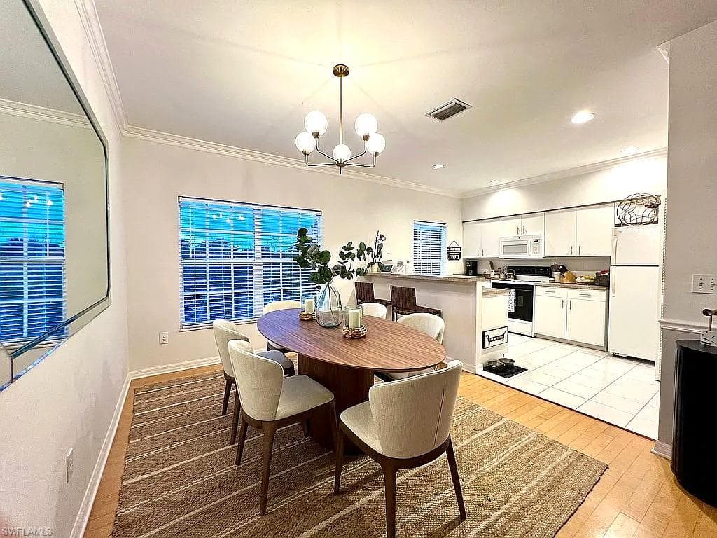 1868 Dogwood Dr, Marco Island, FL 34145-5