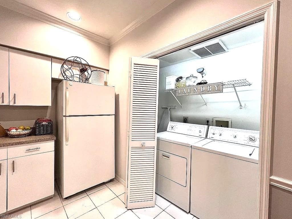 1868 Dogwood Dr, Marco Island, FL 34145-7