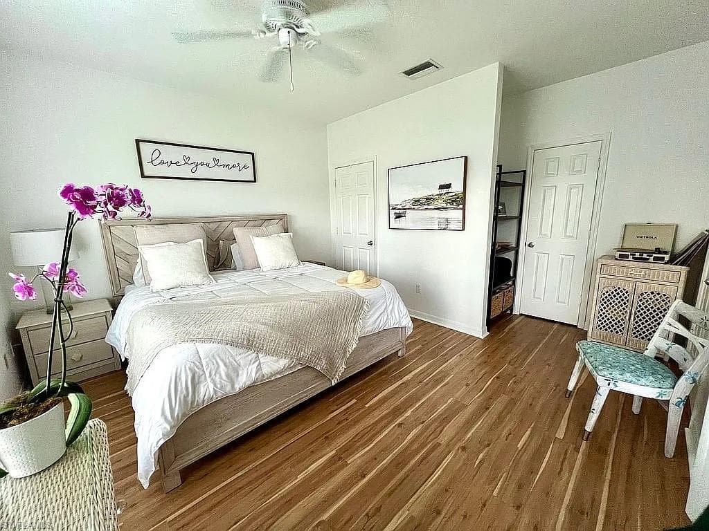1868 Dogwood Dr, Marco Island, FL 34145-8
