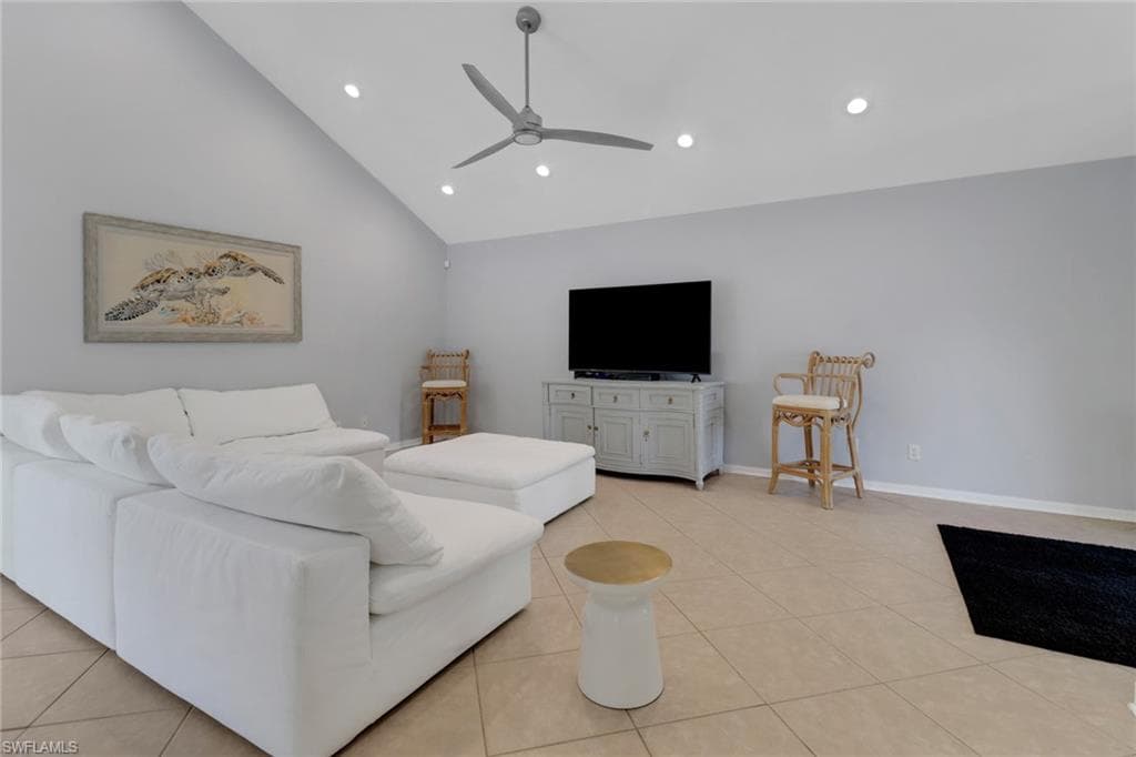 1145 Jardin Dr, Naples, FL 34104-11