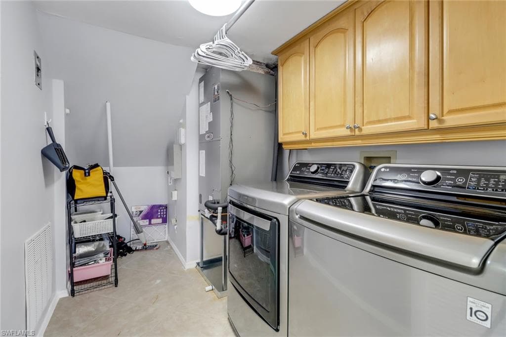 1145 Jardin Dr, Naples, FL 34104-23